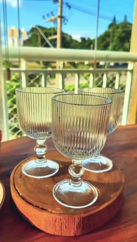 Jogo de 6 Taças De Vidro Versalhes 380ml Transparente Riscada Canelada