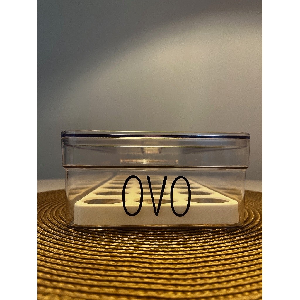 Porta ovos em acrílico